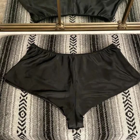 Satin Shorts - Picture 5 of 11